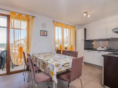 Ferienwohnung für 6 Personen (110 m²) in Njivice 9/10