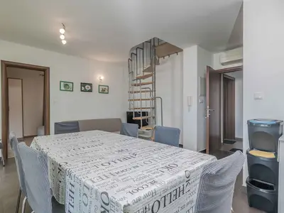Ferienwohnung für 6 Personen (110 m²) in Njivice 9/10