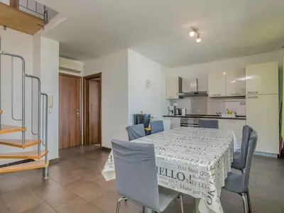 Ferienwohnung für 6 Personen (110 m²) in Njivice 10/10
