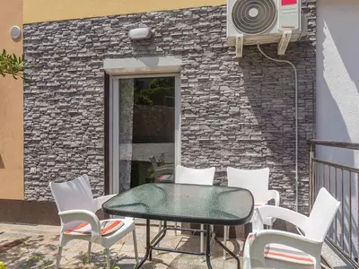Ferienwohnung für 3 Personen (30 m²) in Njivice 4/10