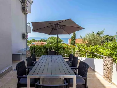 Ferienwohnung für 6 Personen (75 m²) in Njivice 4/10