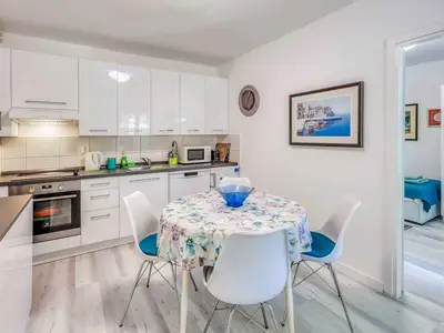 Ferienwohnung für 4 Personen (60 m²) in Njivice 6/10