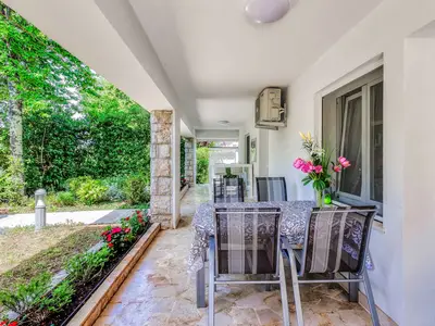 Ferienwohnung für 4 Personen (60 m²) in Njivice 2/10