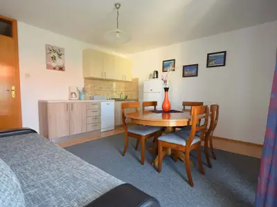 Ferienwohnung für 5 Personen (45 m²) in Njivice 9/10