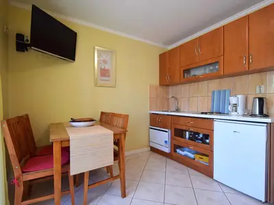 Ferienwohnung für 3 Personen (35 m²) in Njivice 5/10