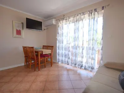 Ferienwohnung für 3 Personen (35 m²) in Njivice 7/10