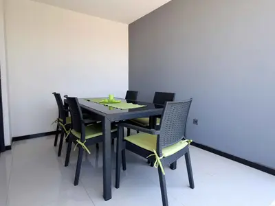 Ferienwohnung für 4 Personen (56 m²) in Njivice 5/10