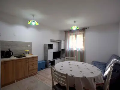 Ferienwohnung für 3 Personen (35 m²) in Njivice 7/10