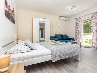 Ferienwohnung für 3 Personen (30 m²) in Njivice 9/10