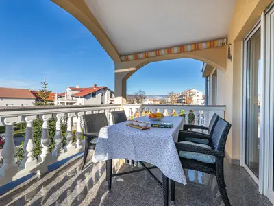 Ferienwohnung für 4 Personen (93 m²) in Njivice 4/10