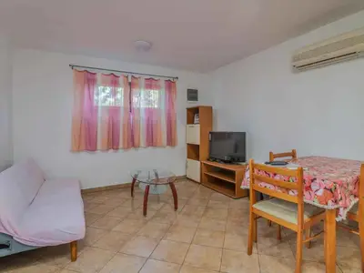 Ferienwohnung für 2 Personen (38 m²) in Njivice 10/10