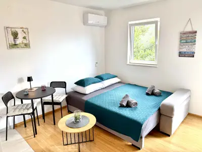 Ferienwohnung für 2 Personen (20 m²) in Njivice 7/10