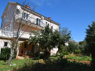 Ferienwohnung für 2 Personen (35 m²) in Njivice 1/10