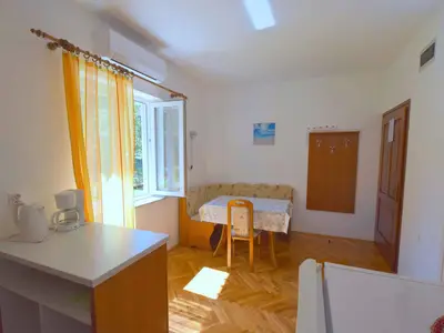 Ferienwohnung für 2 Personen (35 m²) in Njivice 8/10