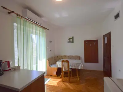 Ferienwohnung für 2 Personen (40 m²) in Njivice 10/10