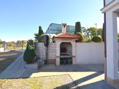 Ferienwohnung für 6 Personen (70 m²) in Njivice 4/10