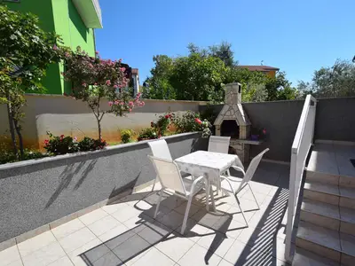 Ferienwohnung für 4 Personen (40 m²) in Njivice 1/10