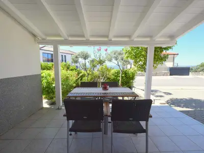 Ferienwohnung für 4 Personen (40 m²) in Njivice 2/10