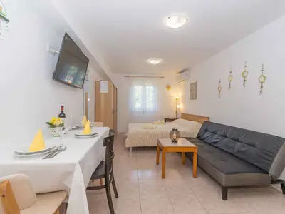 Ferienwohnung für 3 Personen (30 m²) in Njivice 5/10