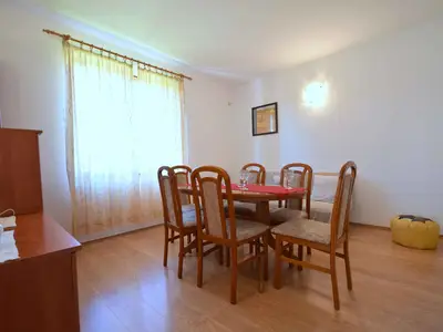 Ferienwohnung für 6 Personen (70 m²) in Njivice 9/10