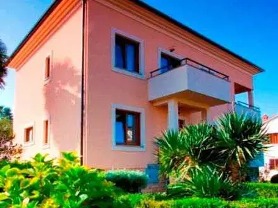 Ferienwohnung für 2 Personen (38 m²) in Njivice 1/10