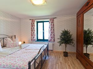 23975652-Ferienwohnung-4-Nobbin Auf Rügen-300x225-3