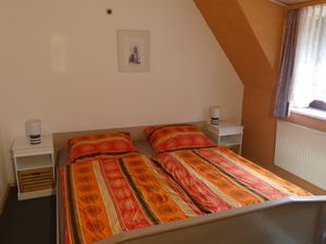 22140839-Ferienwohnung-4-Nördlingen-300x225-2