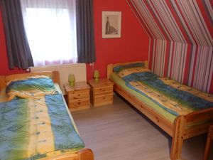 22140839-Ferienwohnung-4-Nördlingen-300x225-3