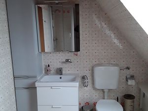 22140839-Ferienwohnung-4-Nördlingen-300x225-5