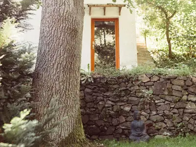 Eingang zum 5. Raum der Stille & Meditation