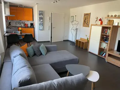 Wohn- Esszimmer mit Küche