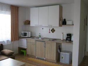 19377856-Ferienwohnung-5-Nonnenhorn-300x225-4