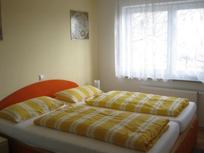 Schlafzimmer 1 mit Bergsicht