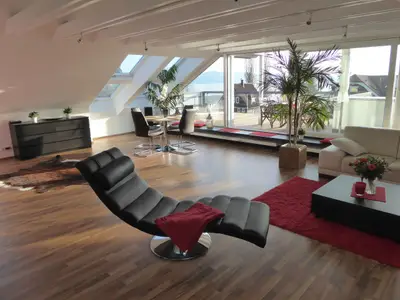 Photo, INSIDE, OUTSIDE