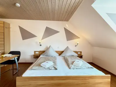 Schlafzimmer - Doppelbett