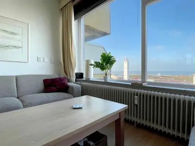 Mit Blick auf den Leuchtturm