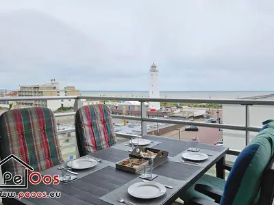 Diner unter dem Leuchtturm