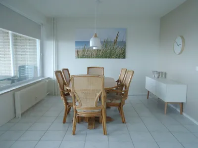 Essbereich mit Balkon