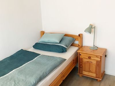 Schlafzimmer 2 im Bungalow Frisia 2 in Norddorf auf Amrum
