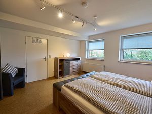 23909706-Ferienwohnung-5-Norden-300x225-2