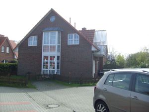 23674737-Ferienwohnung-4-Norden-300x225-0