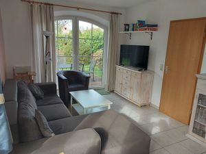 23674737-Ferienwohnung-4-Norden-300x225-1