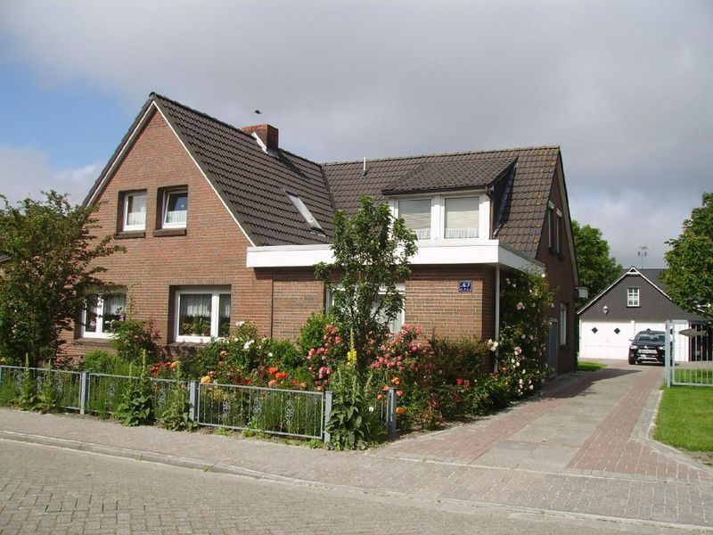 22935335-Ferienwohnung-3-Norden-800x600-2