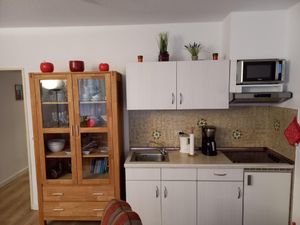 23517701-Ferienwohnung-4-Norden-300x225-2