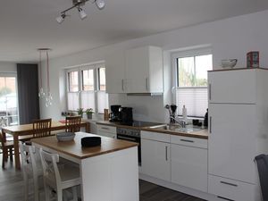 23824824-Ferienwohnung-4-Norden-300x225-3