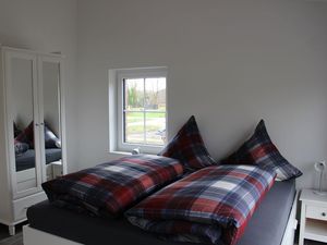 23824824-Ferienwohnung-4-Norden-300x225-4