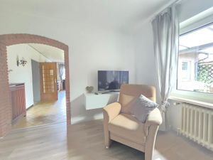 23974017-Ferienwohnung-5-Norden-300x225-1