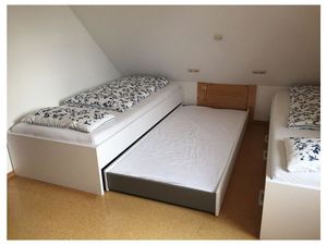 23920865-Ferienwohnung-5-Norden-300x225-5