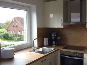 23965897-Ferienwohnung-2-Norden-300x225-5