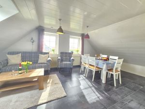 23648698-Ferienwohnung-2-Norden-300x225-3